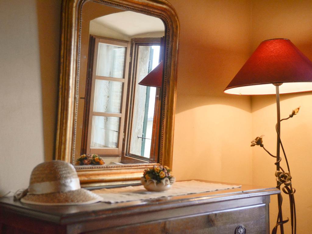 Casa Ambra Aparthotel Cortona Rum bild