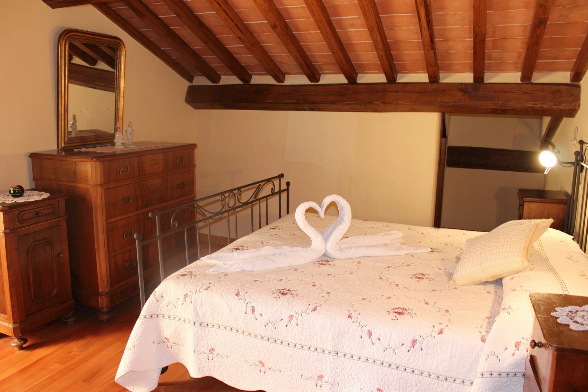 Casa Ambra Aparthotel Cortona Exteriör bild